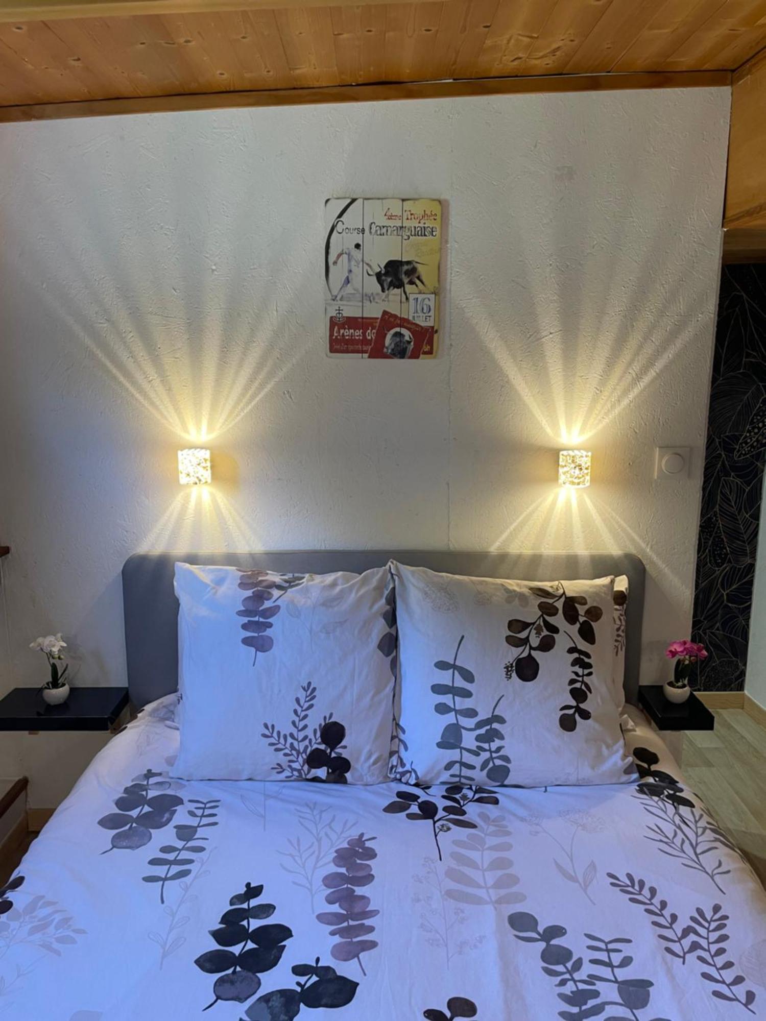 Peniche Le Pescalune - Chambre D'Hotes Arles Luaran gambar